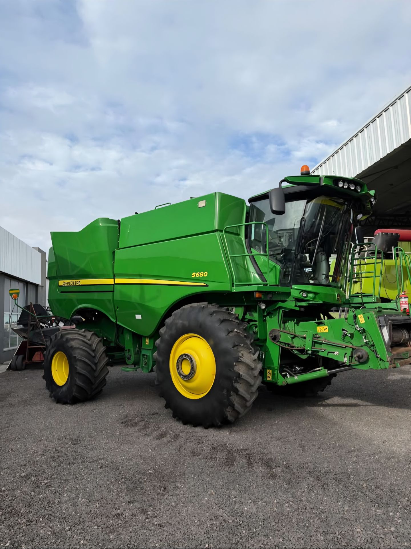 JOHN DEERE S680 2019