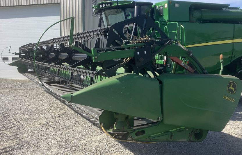VARIOS DRAPER JOHN DEERE 40 PIES